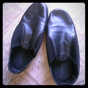 Black Capezio 11M Jazz Dance Shoes Gently Used